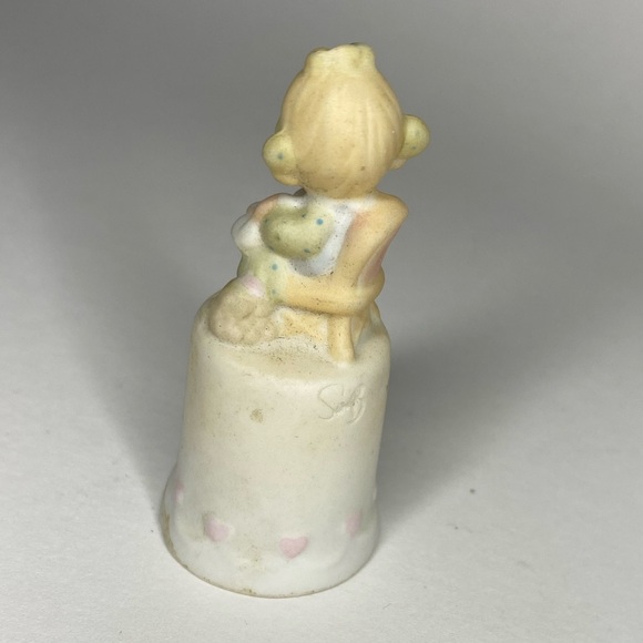 Precious Moments Thimble - Picture 4 of 4